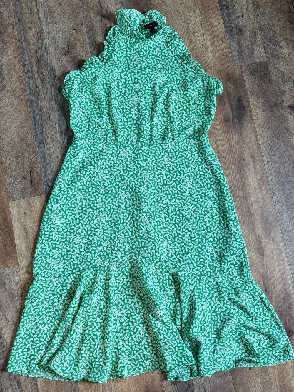 Who What Wear Green Printed Midi Dress